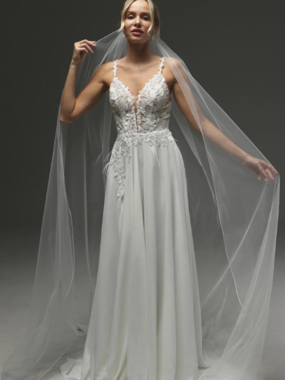 Light Ivory Pencil Edge Cathedral 118" Wedding Veil - New